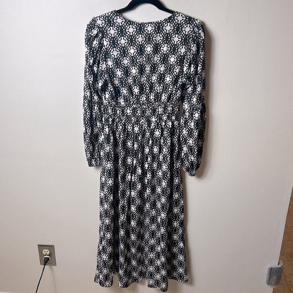 NEW Xirena Anabella black white mosaic print smocked waist dress in Octave Night - Picture 11 of 15